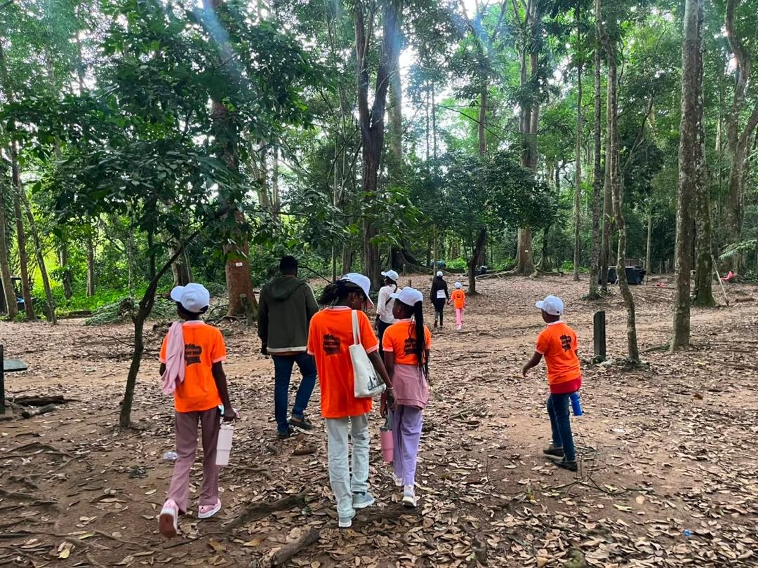 Découvrir · Apprendre · Grandir — Colonie de vacances Travel Light